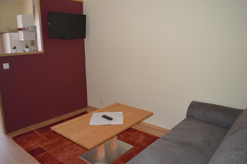 Appartements Kuchler Velden am Woerthersee Room photo